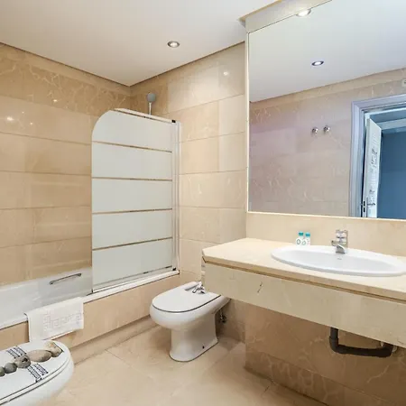 Trendy Apt. Puerto Banus